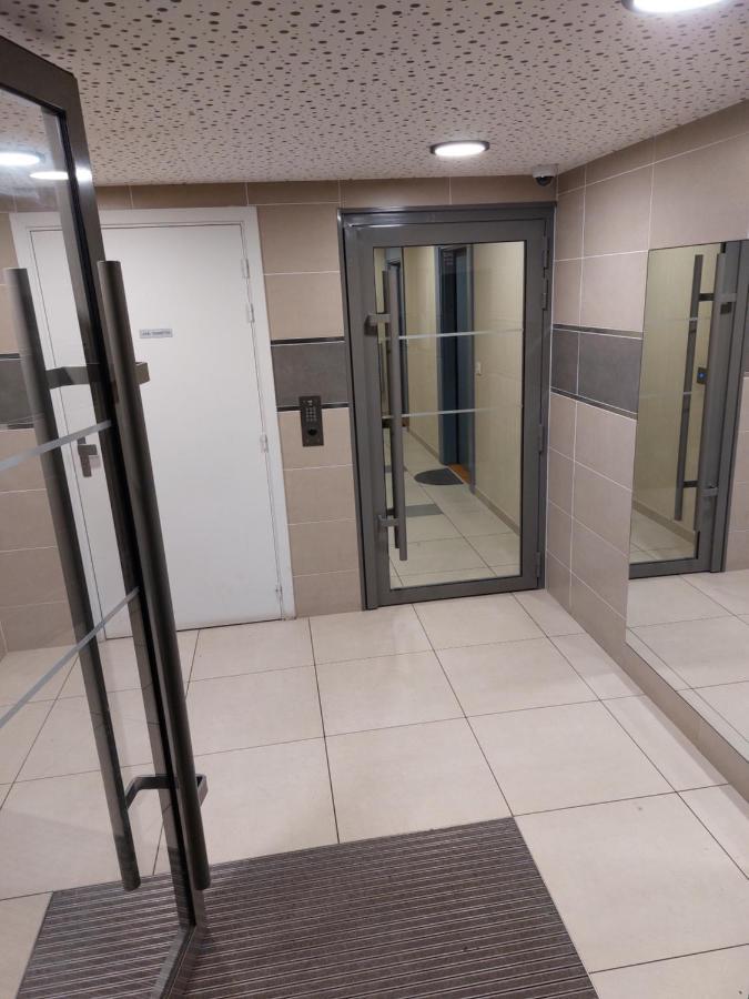 Apartmán Apparemment Cosy Avec Parking Exterieur Gratuit Aulnay-sous-Bois Exteriér fotografie